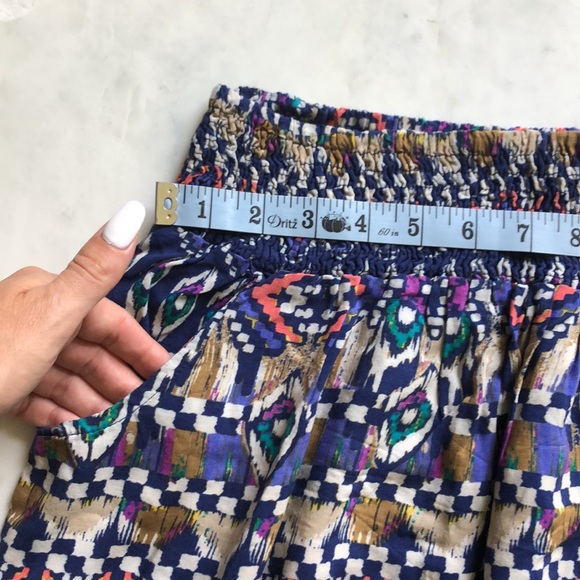 Mossimo. Nice skirt size L - Picture 5 of 5